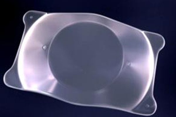 Implantable Lenses: A surgical alternative to LASIK