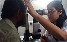 Presbyopia Treatment in Mumbai
